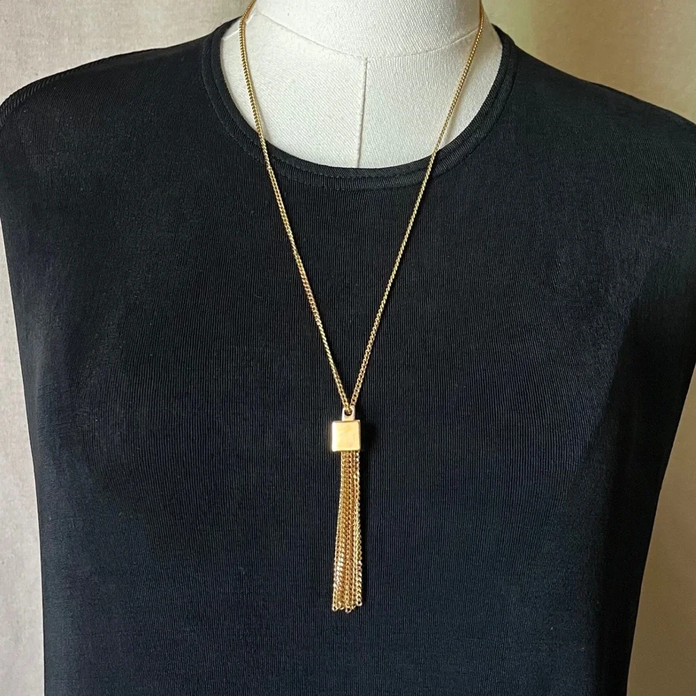 Monet Gold Tone Tassel Pendant Necklace Long Chain Vintage 24.5